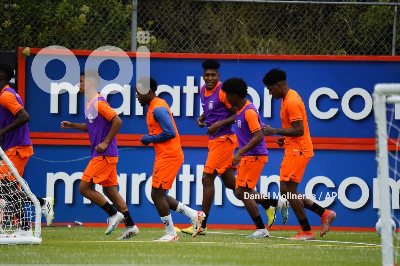 ENTRENAMIENTO SELECCION ECUADOR TRI