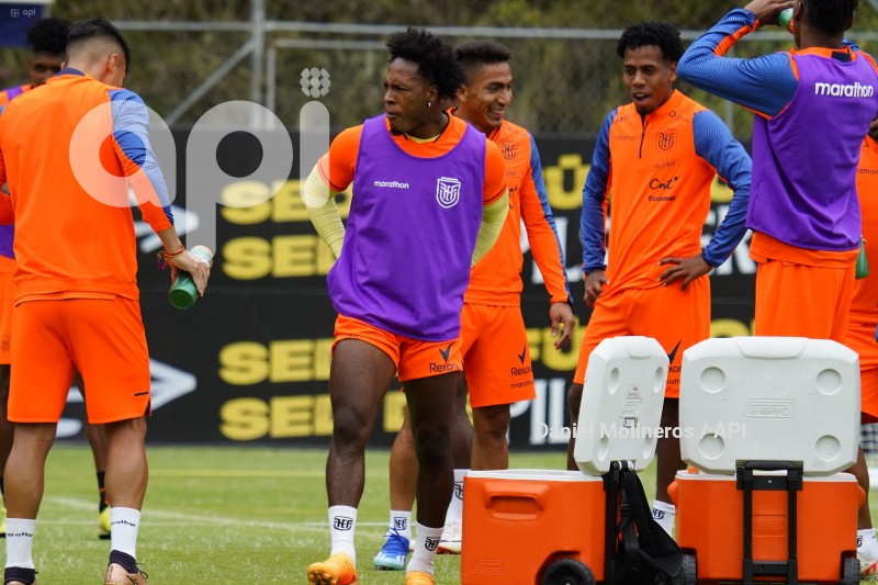 ENTRENAMIENTO SELECCION ECUADOR TRI