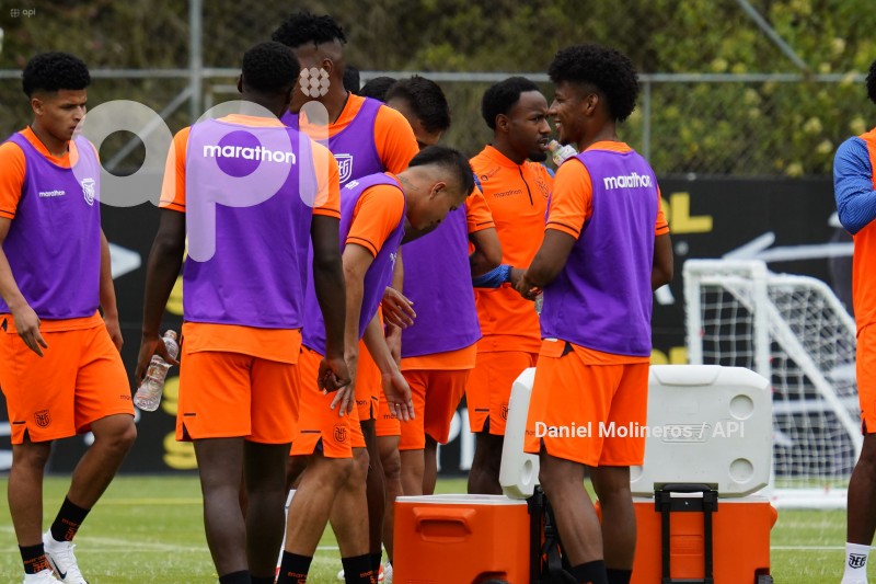 ENTRENAMIENTO SELECCION ECUADOR TRI