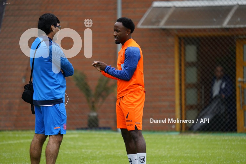 ENTRENAMIENTO SELECCION ECUADOR TRI