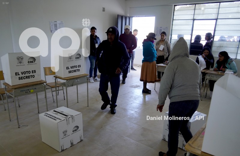ELECCIONES INICIO VOTACIONES CANGAHUA