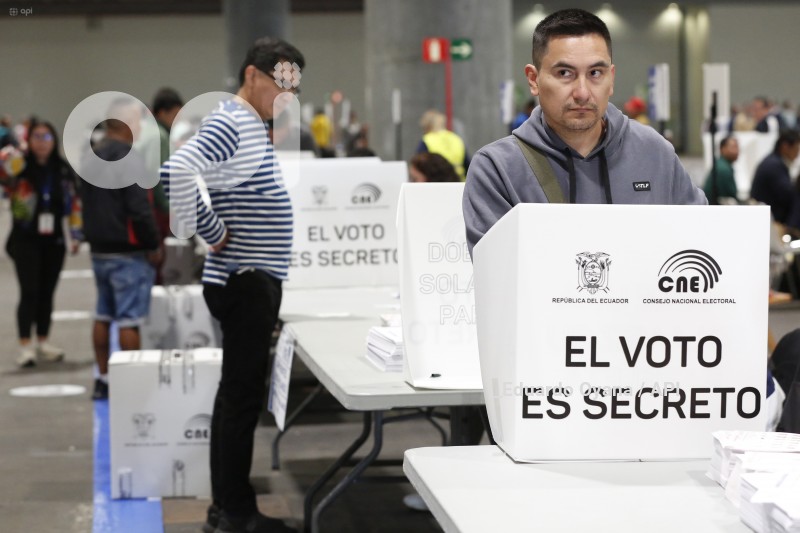 ELECCIONES - ECUATORIANOS - ESPAÑA 