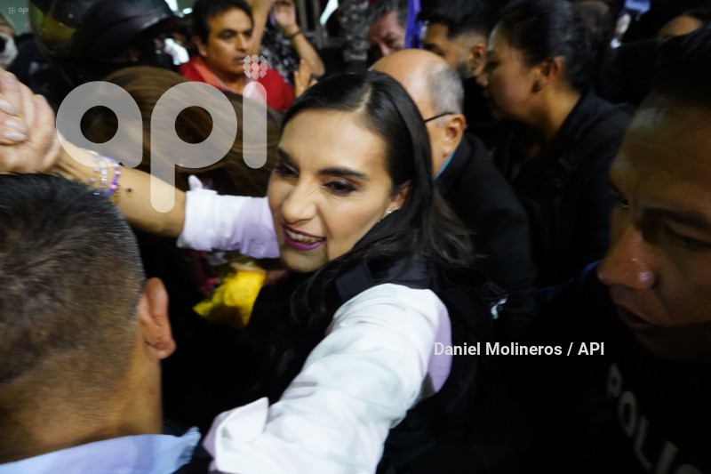 ELECCIONES FESTEJOS VERONICA ABAD