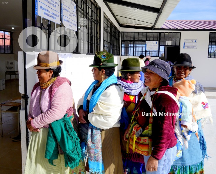 ELECCIONES INICIO VOTACIONES CANGAHUA