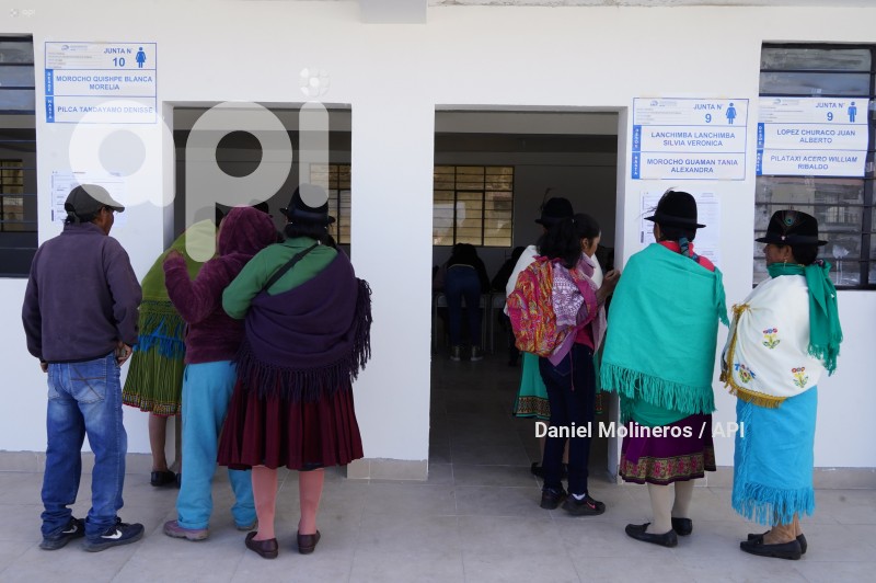 ELECCIONES INICIO VOTACIONES CANGAHUA