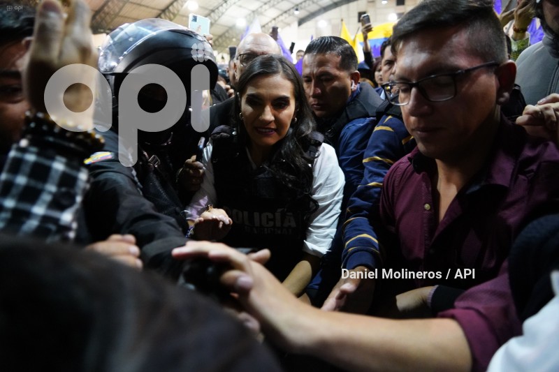 ELECCIONES FESTEJOS VERONICA ABAD