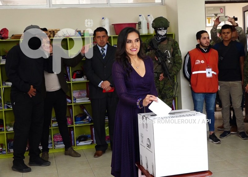 ELECCIONES-CUENCA-VERONICA ABAD
