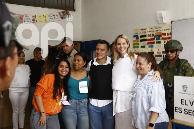 ELECCIONES - ESPOSA NOBOA - LAVINIA VALBONESI