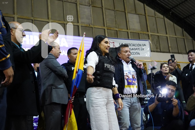 ELECCIONES FESTEJOS VERONICA ABAD