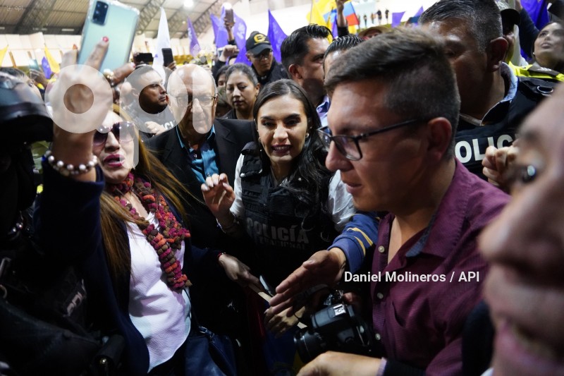 ELECCIONES FESTEJOS VERONICA ABAD