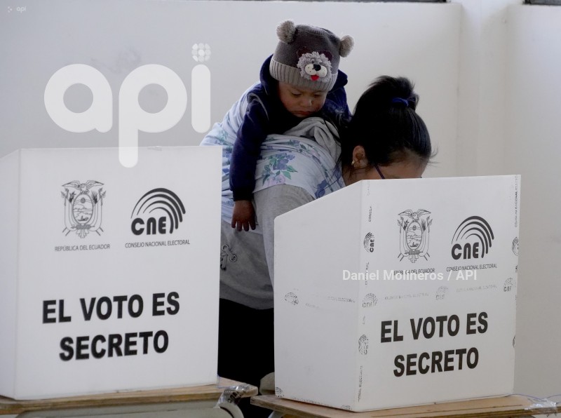 ELECCIONES INICIO VOTACIONES CANGAHUA