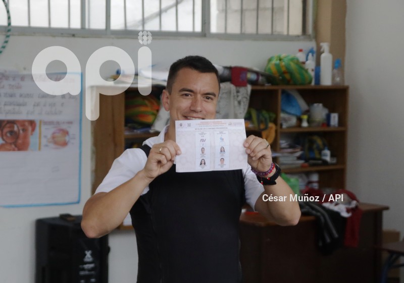 ELECCIONES - VOTO NOBOA