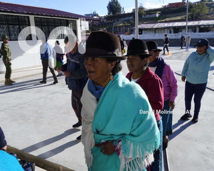 ELECCIONES INICIO VOTACIONES CANGAHUA