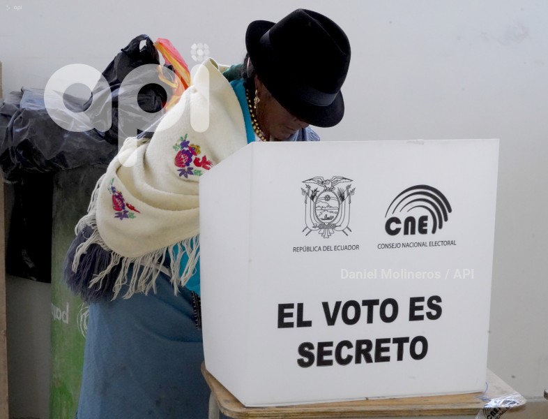 ELECCIONES INICIO VOTACIONES CANGAHUA
