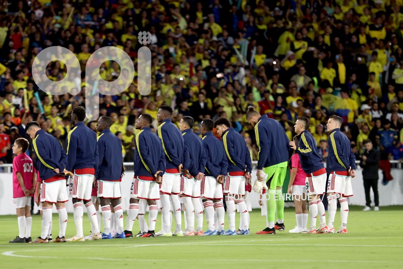 FBL-ELIMINATORIAS-ECUADOR-COLOMBIA-CALENTAMIENTO