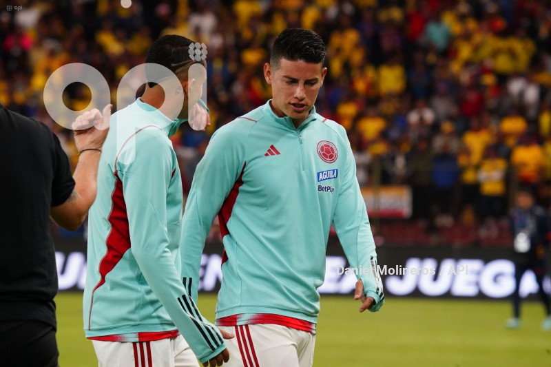 FBL-ELIMINATORIAS-ECUADOR-COLOMBIA-CALENTAMIENTO