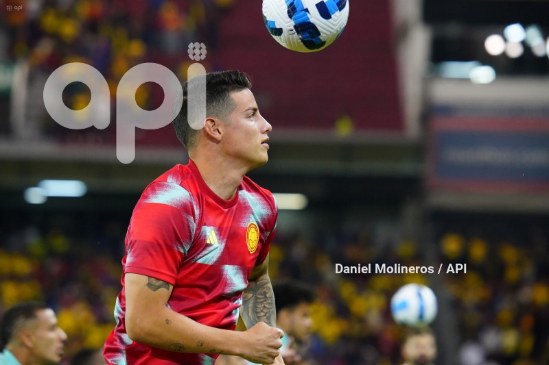 FBL-ELIMINATORIAS-ECUADOR-COLOMBIA-CALENTAMIENTO