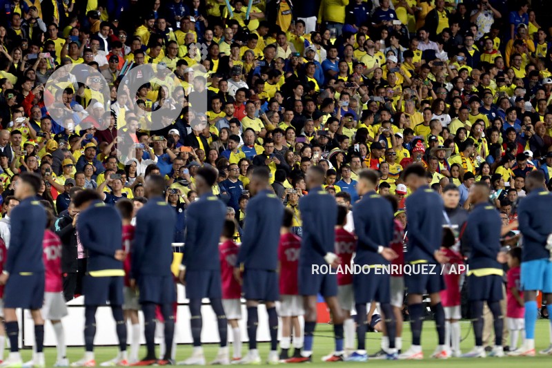 FBL-ELIMINATORIAS-ECUADOR-COLOMBIA-CALENTAMIENTO