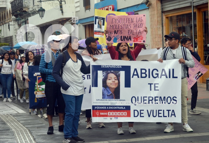 CUENCA-PLANTON-DESAPARECIDA ABIGAIL