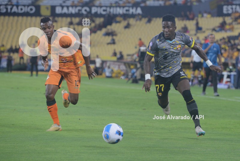 FBL-LIGAPROBET593-BARCELONA-LIBERTAD