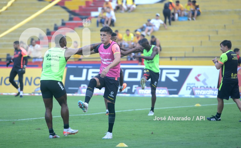 FBL-LIGAPROBET593-BARCELONA-LIBERTAD