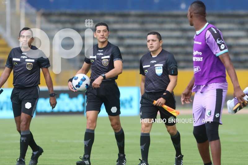 FBL-LIGAPRO-CUMBAYA-TECNICO-UNIVERSITARIO