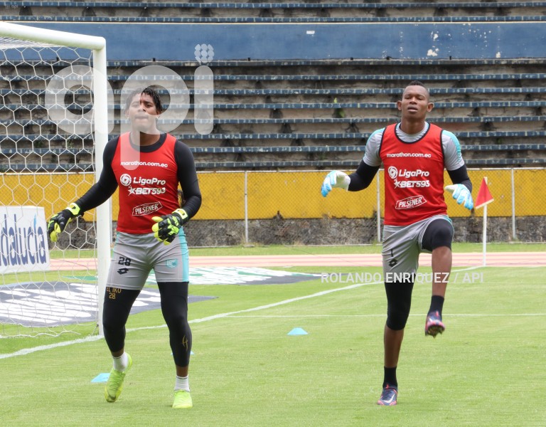 FBL-LIGAPRO-CUMBAYA-TECNICO-UNIVERSITARIO