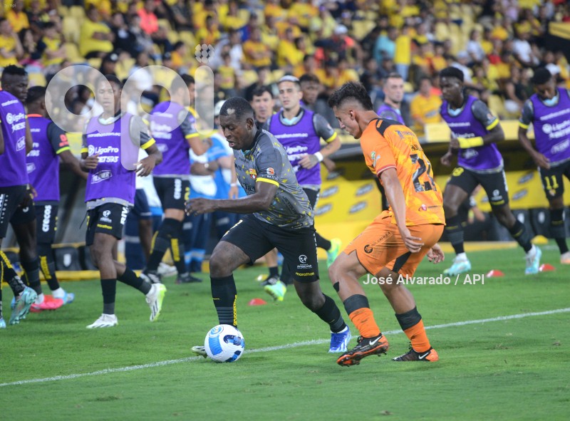 FBL-LIGAPROBET593-BARCELONA-LIBERTAD