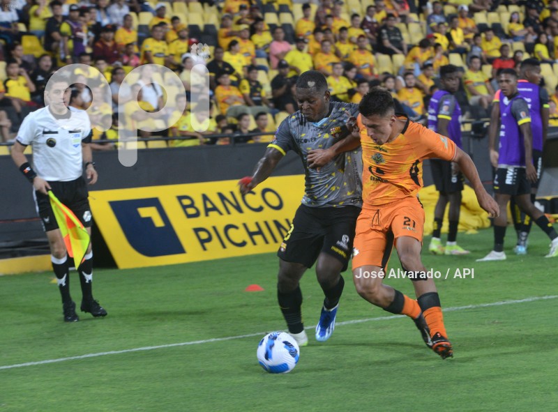 FBL-LIGAPROBET593-BARCELONA-LIBERTAD