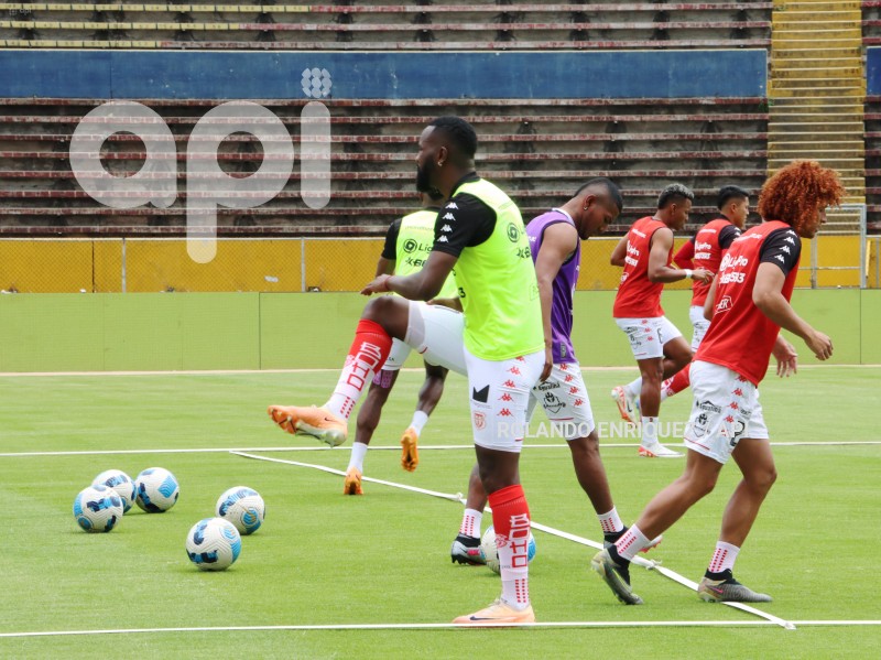 FBL-LIGAPRO-CUMBAYA-TECNICO-UNIVERSITARIO