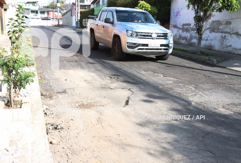 BACHES-QUITO