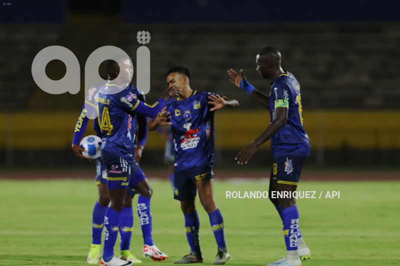 FBL-LIGAPRO-CATOLICA-DELFIN