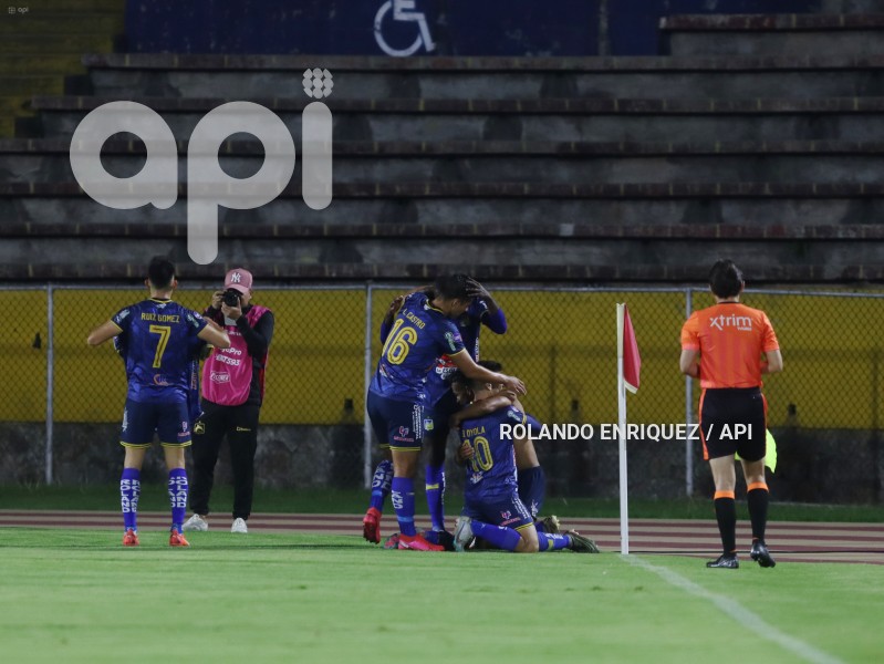 FBL-LIGAPRO-CATOLICA-DELFIN