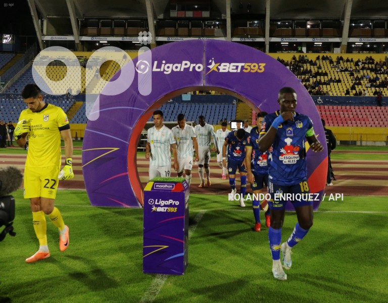 FBL-LIGAPRO-CATOLICA-DELFIN