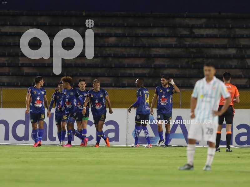FBL-LIGAPRO-CATOLICA-DELFIN