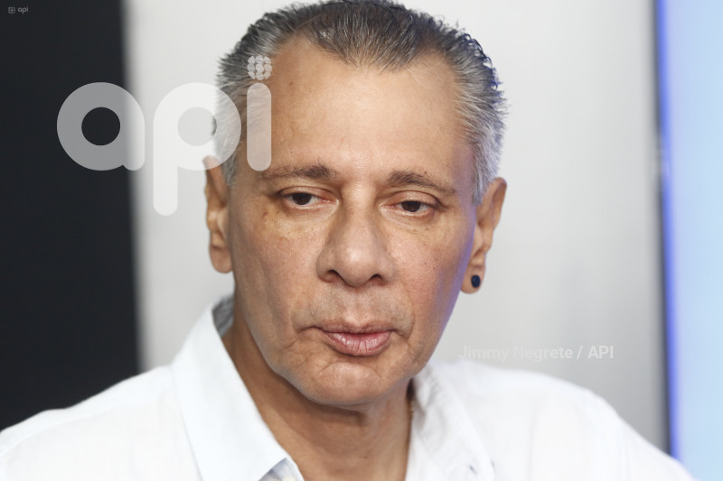 GYE-JORGE GLAS