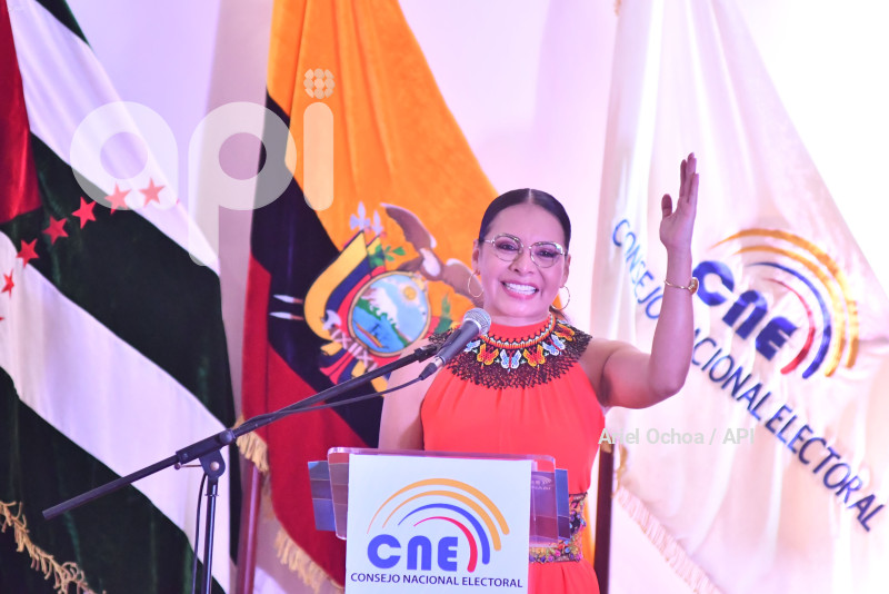 PORTOVIEJO-CNE-ENTREGA-CREDENCIALES-ASAMBLEISTAS-MANABI