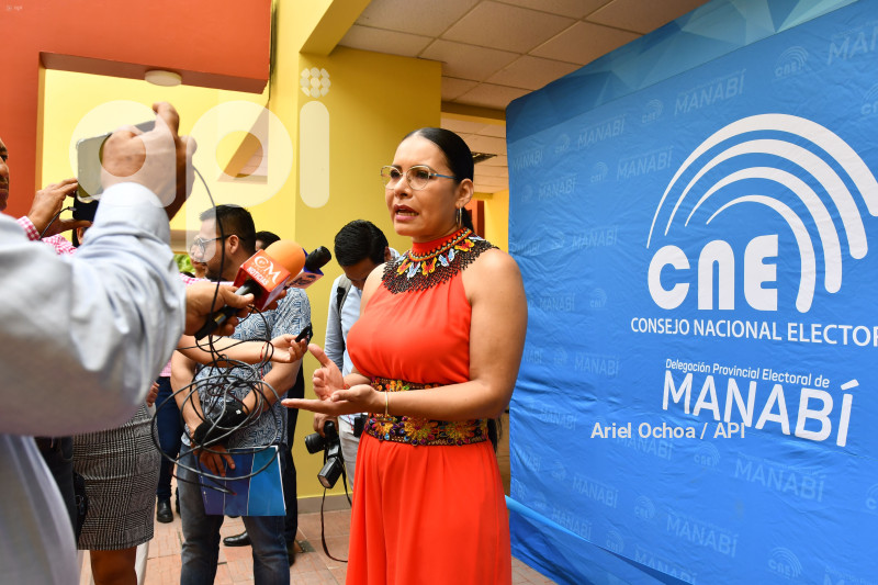 PORTOVIEJO-CNE-ENTREGA-CREDENCIALES-ASAMBLEISTAS-MANABI