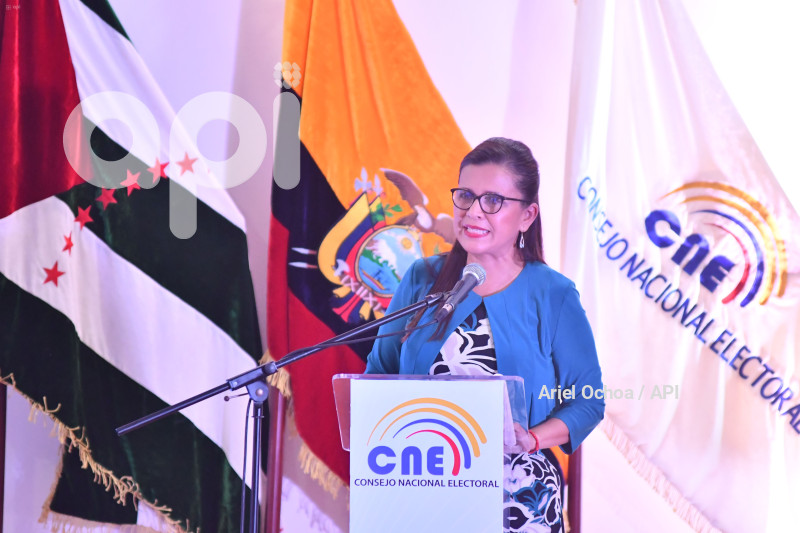 PORTOVIEJO-CNE-ENTREGA-CREDENCIALES-ASAMBLEISTAS-MANABI