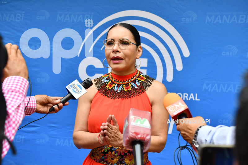 PORTOVIEJO-CNE-ENTREGA-CREDENCIALES-ASAMBLEISTAS-MANABI