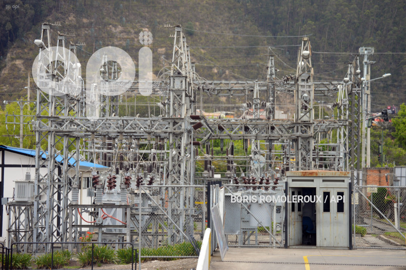 CUENCA-EMPRESA ELECTRICA-CORTE LUZ
