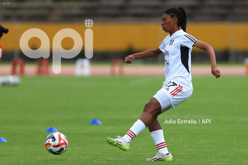 FBL FEF ECUADOR PERU FIFA AMISTOSO
