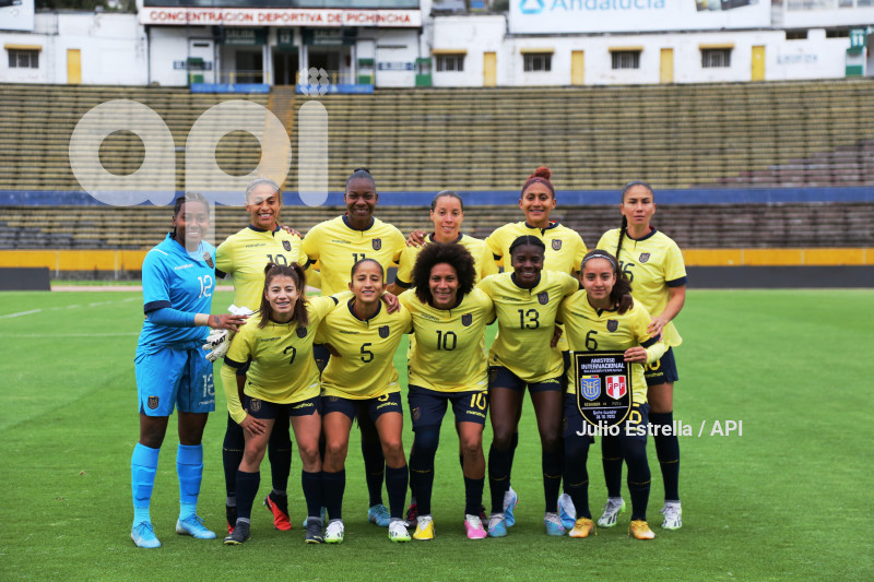 FBL FEF ECUADOR PERU FIFA AMISTOSO