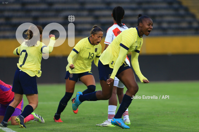 FBL FEF ECUADOR PERU FIFA AMISTOSO