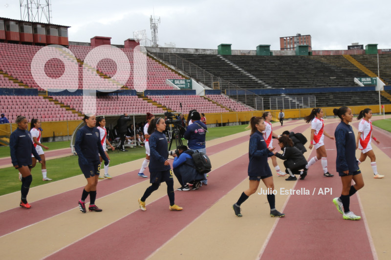 FBL FEF ECUADOR PERU FIFA AMISTOSO