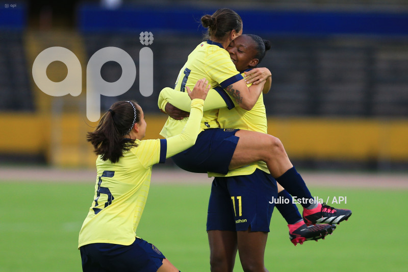 FBL FEF ECUADOR PERU FIFA AMISTOSO