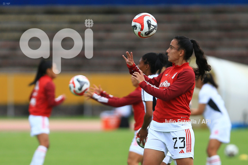 FBL FEF ECUADOR PERU FIFA AMISTOSO