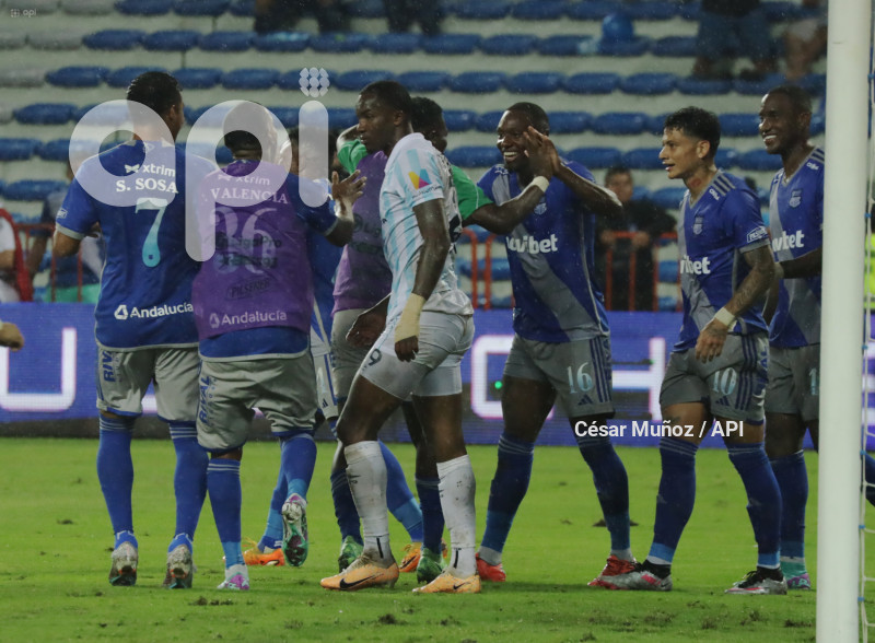 FBL-LIGAPRO-EMELEC-CATOLICA