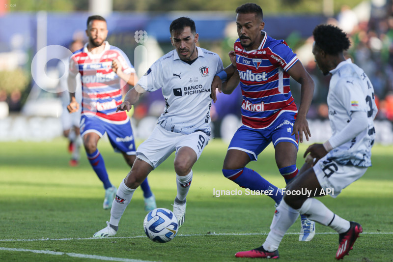 FBL-SUDAMERICANA-FORTALEZA-LIGA DEPORTIVA UNIVERSITARIA