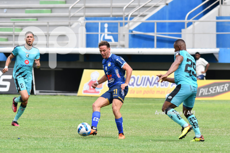 FBL-LIGAPRO-DELFIN-CUMBAYA